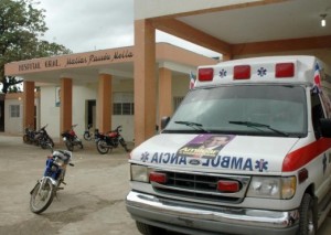 Legisladores aprovechan falta de ambulancias para hacer servicio social  