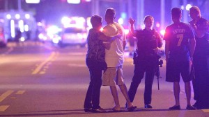  Autopsia revela que autor de matanza en discoteca de Orlando recibió ocho impactos de bala