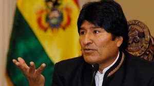 Evo Morales anuncia plan contra escasez de alimentos por sequía 
 
