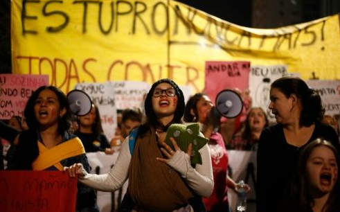 La policía pide siete arrestos por la violación grupal en Rio de Janeiro