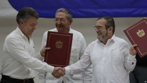 Paz Colombia: 74% a favor acuerdo Gobierno y  las FARC 