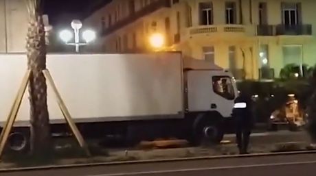 Así ultimó la policía francesa al atacante de Niza