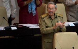 Cuba: Castro cambia a su ministro de Economía