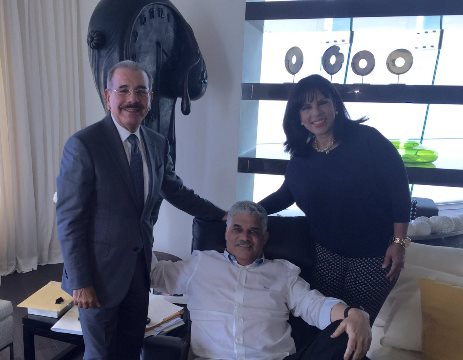 Presidente Medina visita a Miguel Vargas Maldonado