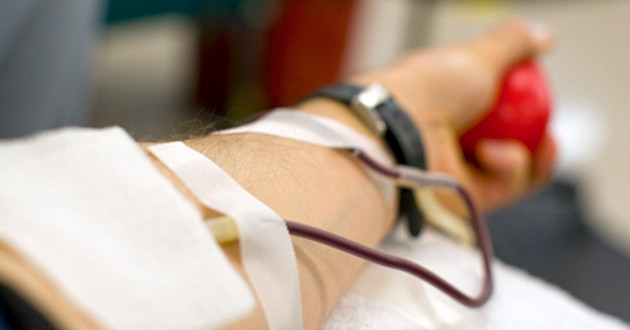 Ordenan suspender donación de sangre en Florida por zika