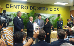 Junta DN entrega certificados a alcalde y regidores ganadores en elecciones