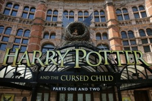 Estreno mundial en Londres de la primera obra teatral de Harry Potter