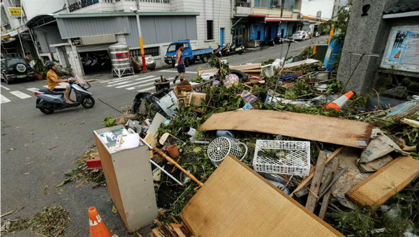 Al menos dos muertos y 17 desaparecidos al este de China por impacto del tifón “Nepartak”