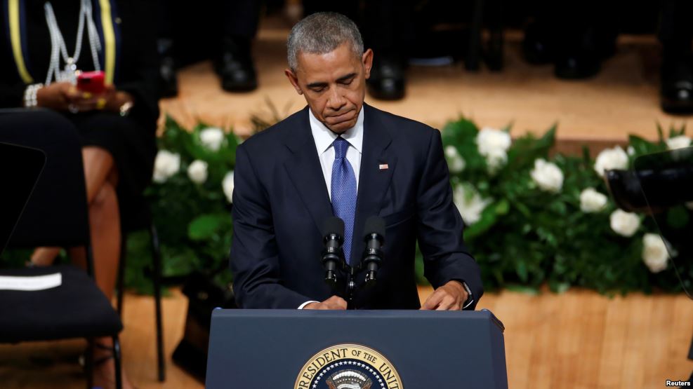 Barack Obama: "Nuestro dolor nos puede convertir en un mejor país"