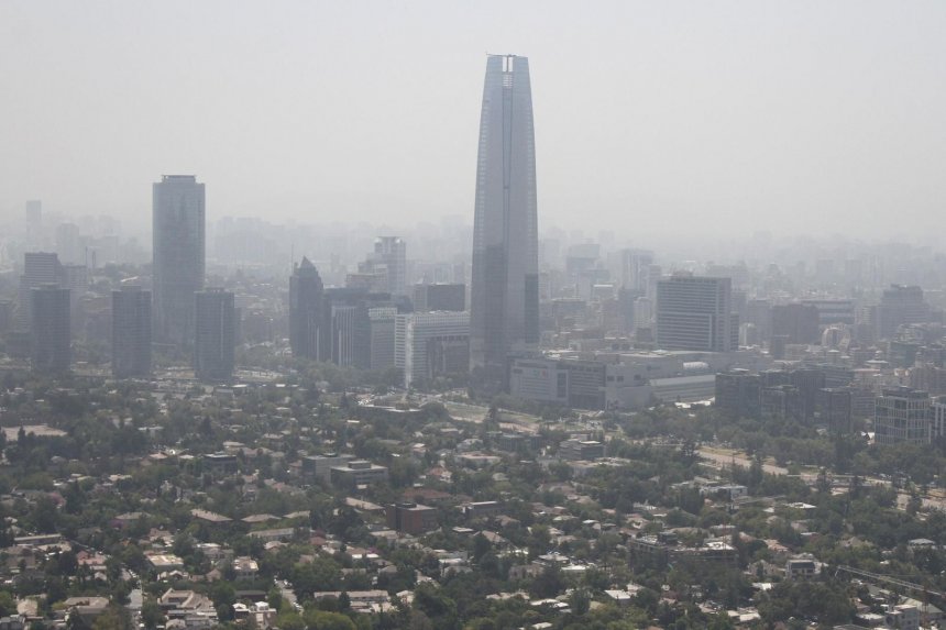 Santiago de Chile bajo nueva preemergencia ambiental por polución
