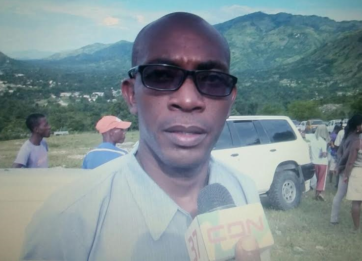 Sacerdote haitiano denuncia presidente provisional estanca economía de Haití
