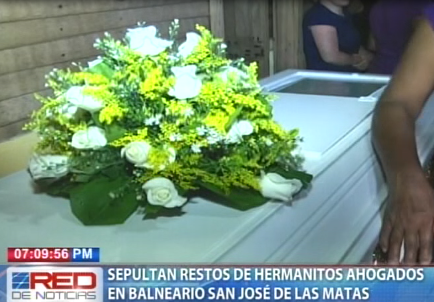 Sepultan restos de hermanitos ahogados en balneario San José de Las Matas