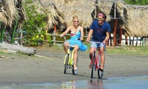 A ritmo de vallenato: Carlos Vives y Shakira estrenan video “La Bicicleta” 