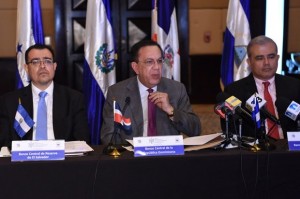 Valdez Albizu revela economía de RD creció un 7% a junio