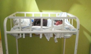 Dejan abandonado bebé en hospital de Tamboril