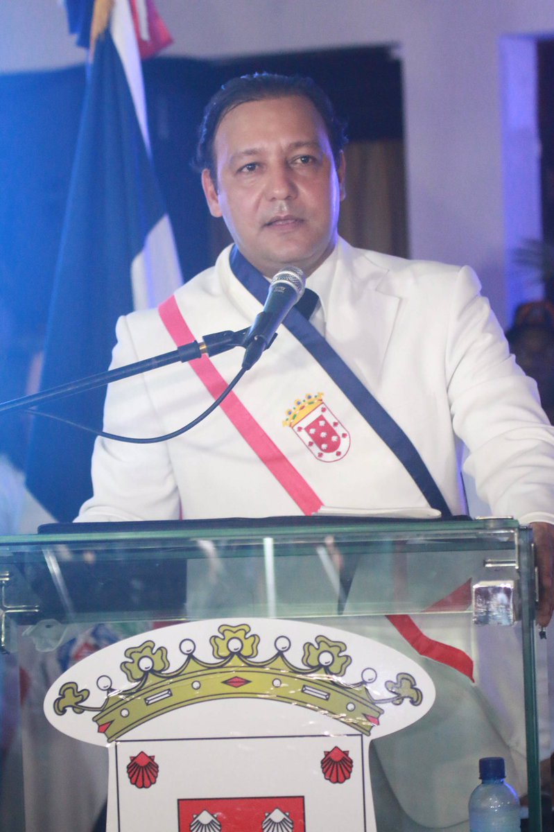 Alcalde de Santiago ordena cierre temporal del mercado Pueblo Nuevo