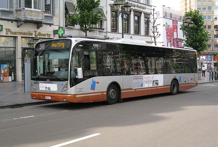 Una mujer apuñala a varias personas en un autobús en Bruselas