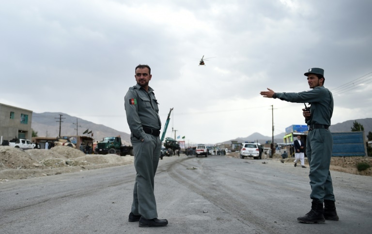 Talibanes capturan en Afganistán a seis ocupantes de un helicóptero accidentado