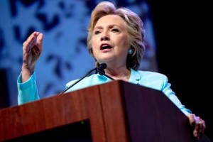 EEUU: Hillary declarará por escrito en caso de correos electrónicos