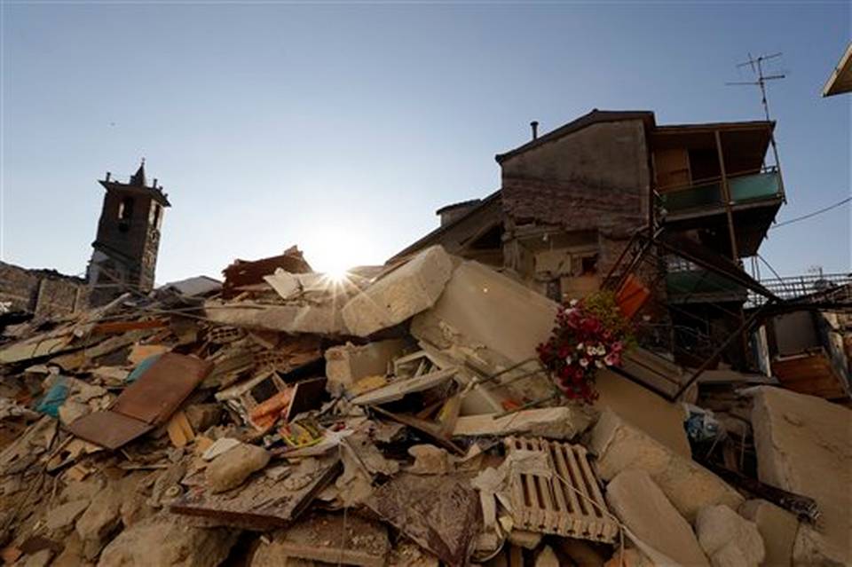 Italia valora si negligencias aumentaron muertes en sismo