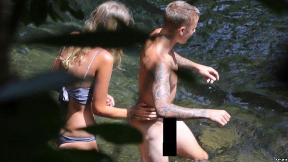 Justin Bieber se desnuda en Hawaii