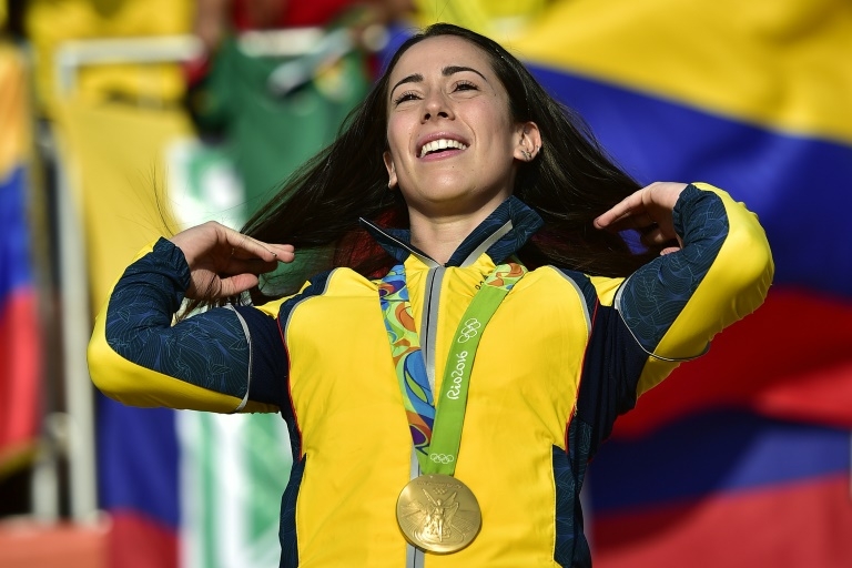 La ciclista Mariana Pajón, la "hormiga atómica" de Colombia que se baña en oro