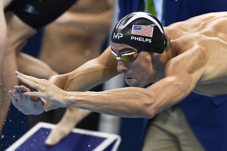 Michael Phelps gana su 19na presea olímpica de oro con el relevo de 4x100