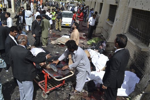 Pakistán: Mueren al menos 53 en ataque a hospital de Quetta