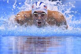 Phelps avanza quinto a semifinal de 200m mariposa