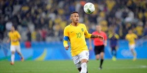 Fútbol: Neymar renuncia a ser capitán de selección Brasil
