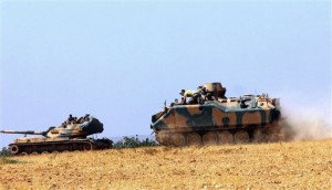 Rebeldes sirios cruzan a Siria en ofensiva turca 