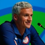 Nadador estadounidense Ryan Lochte inculpado por falso testimonio de asalto durante JJ.OO.de Río 2016