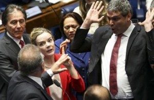Brasil: Senado vota destitución de Dilma este miércoles