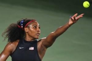 Serena firme en la cima de WTA, pero sigue amenazada por Kerber