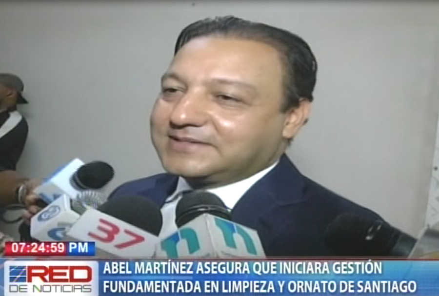 Abel Martínez asegura que iniciará gestión fundamentada en limpieza y ornato de Santiago