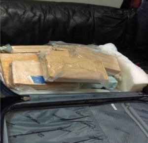 DNCD decomisa más de 21 kilos de cocaína; apresa a tres dominicanos  