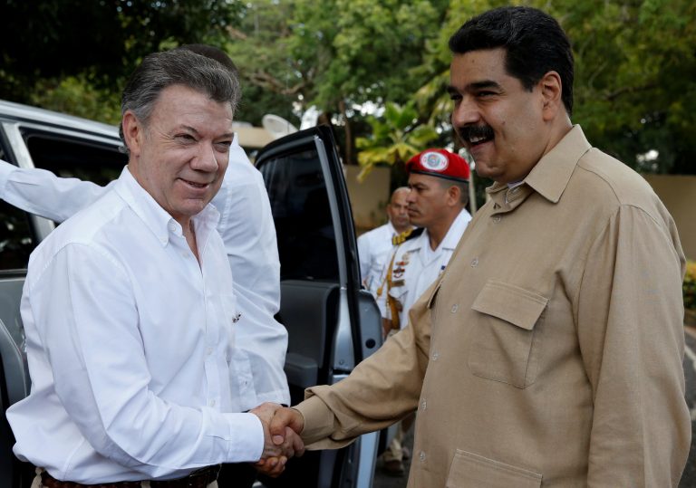 Maduro y Santos acuerdan reapertura fronteriza " de forma ordenada, controlada y gradual"