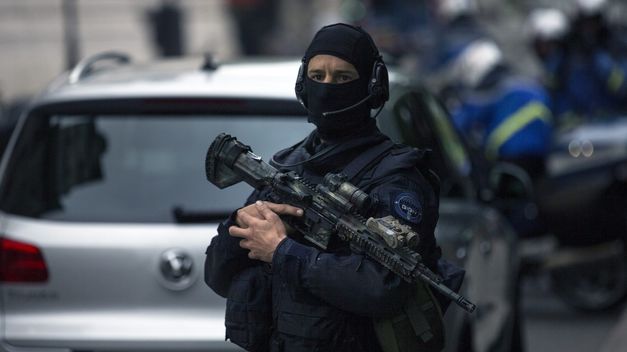 Fuerzas antiterroristas detienen a un menor en Francia