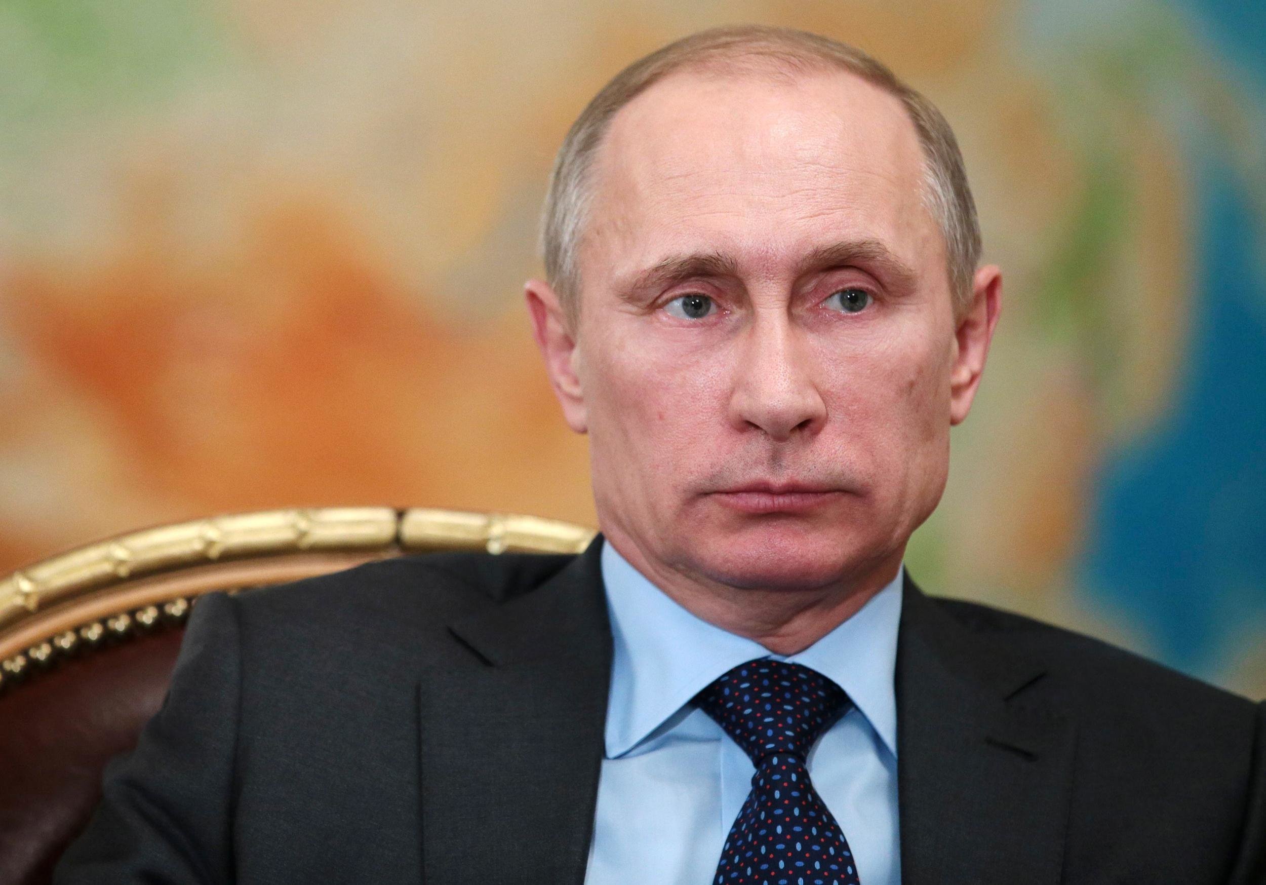 Putin dice no estar seguro de si presentarse a la reelección