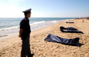 Al menos 20 migrantes mueren en costas de Egipto 