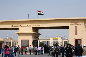 Egipto estrecha control de fronteras tras naufragio migrante