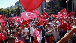 Ministro: 32.000 detenidos desde golpe fallido en Turquía 