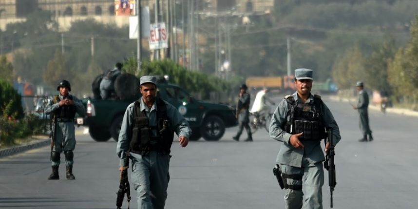 Intensos combates tras entrar talibanes en una ciudad de Afganistán