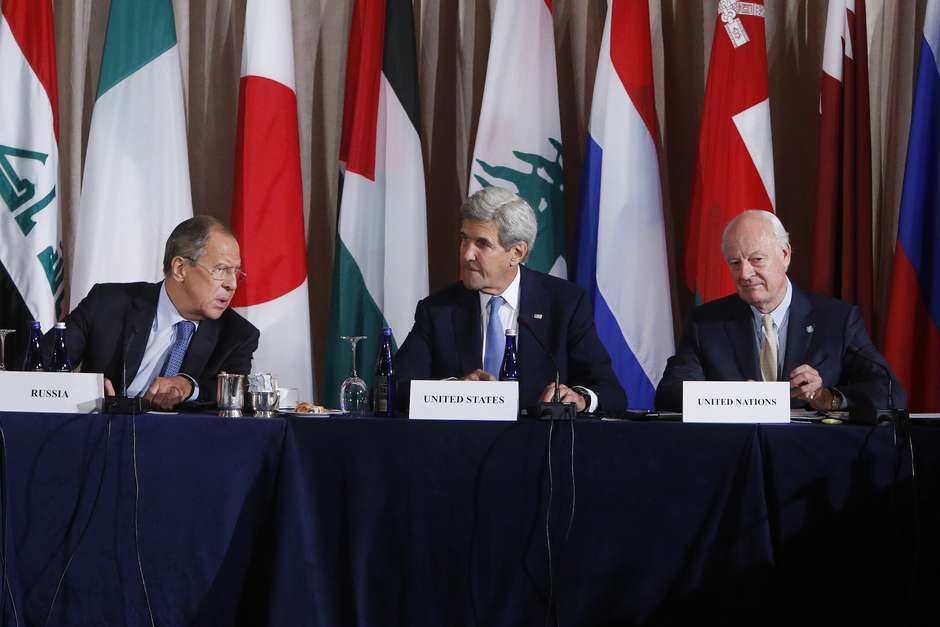 EUU y Rusia siguen intentando revivir alto el fuego en Siria