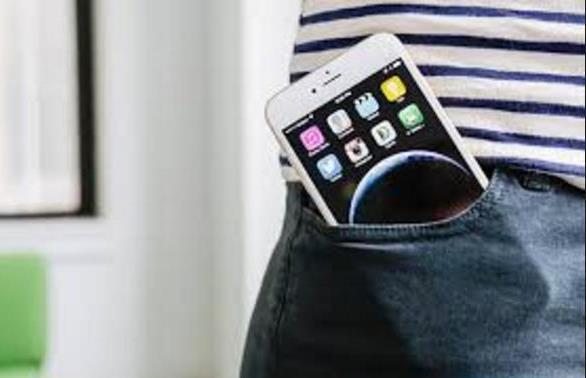 Guardar el teléfono en el bolsillo podría causar daños a las futuras generaciones