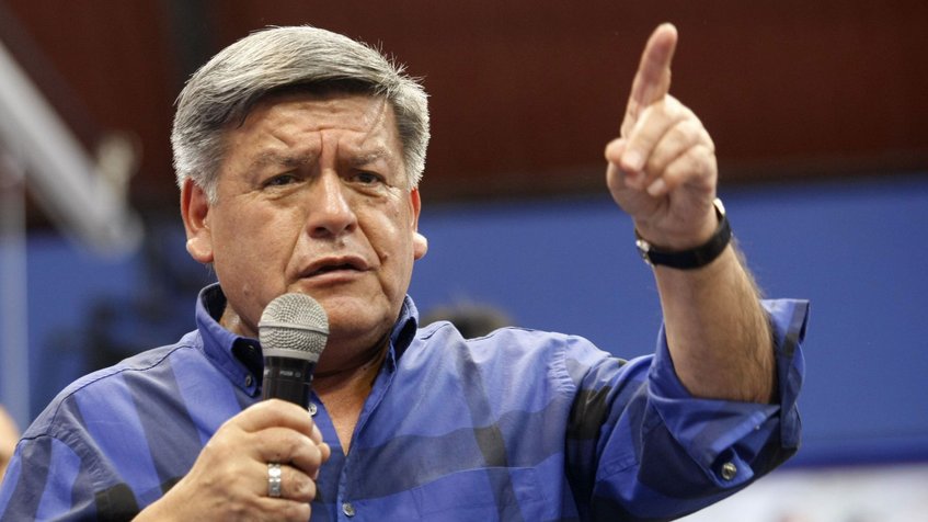 Excandidato presidencial de Perú plagió tesis universitaria