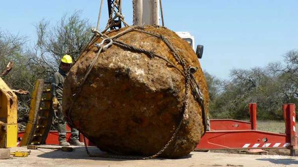 Hallan en Argentina el segundo meteorito más grande del mundo
