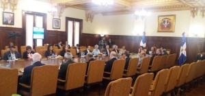 Presidente Medina encabeza reunión Consejo de Ministros para conocer presupuesto 2017