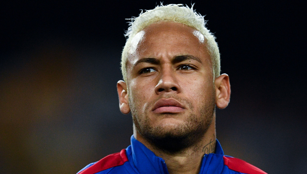 Ordenan reabrir caso de Neymar por irregularidades en su fichaje en el Barcelona