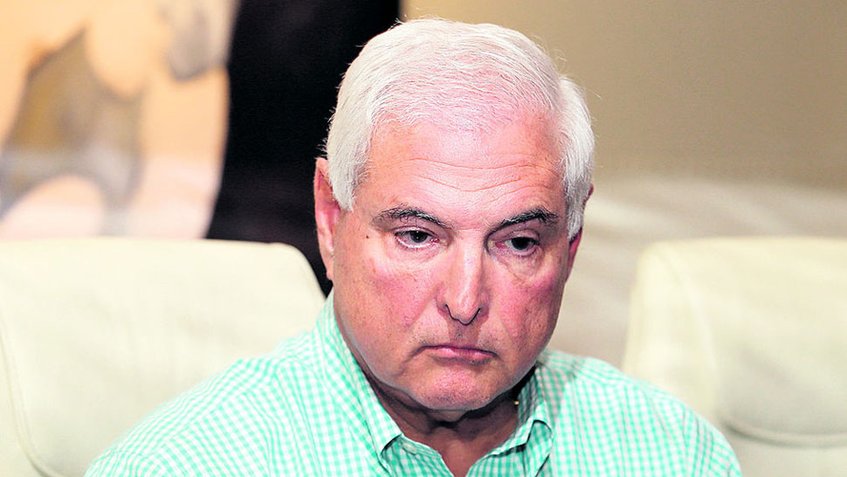 Panamá pide a EEUU extradición de expresidente Martinelli por espionaje